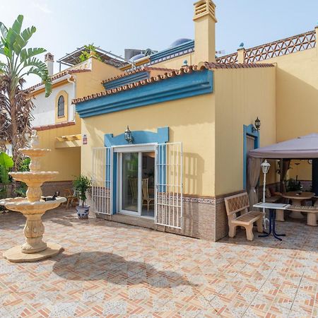 Villa Valentina - Renovated On Los Alamos Beach Torremolinos Luaran gambar