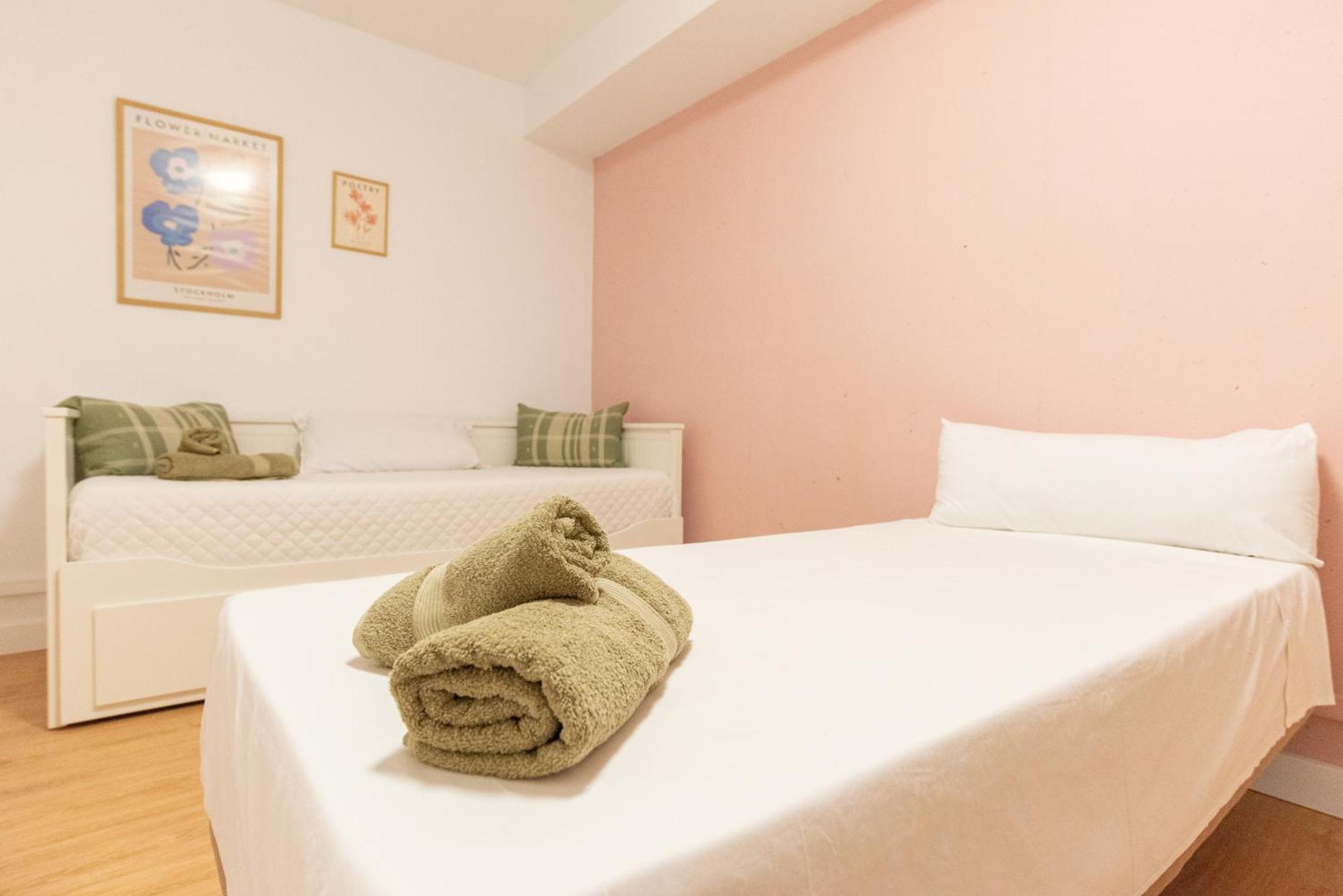 Villa Valentina - Renovated On Los Alamos Beach Torremolinos Luaran gambar