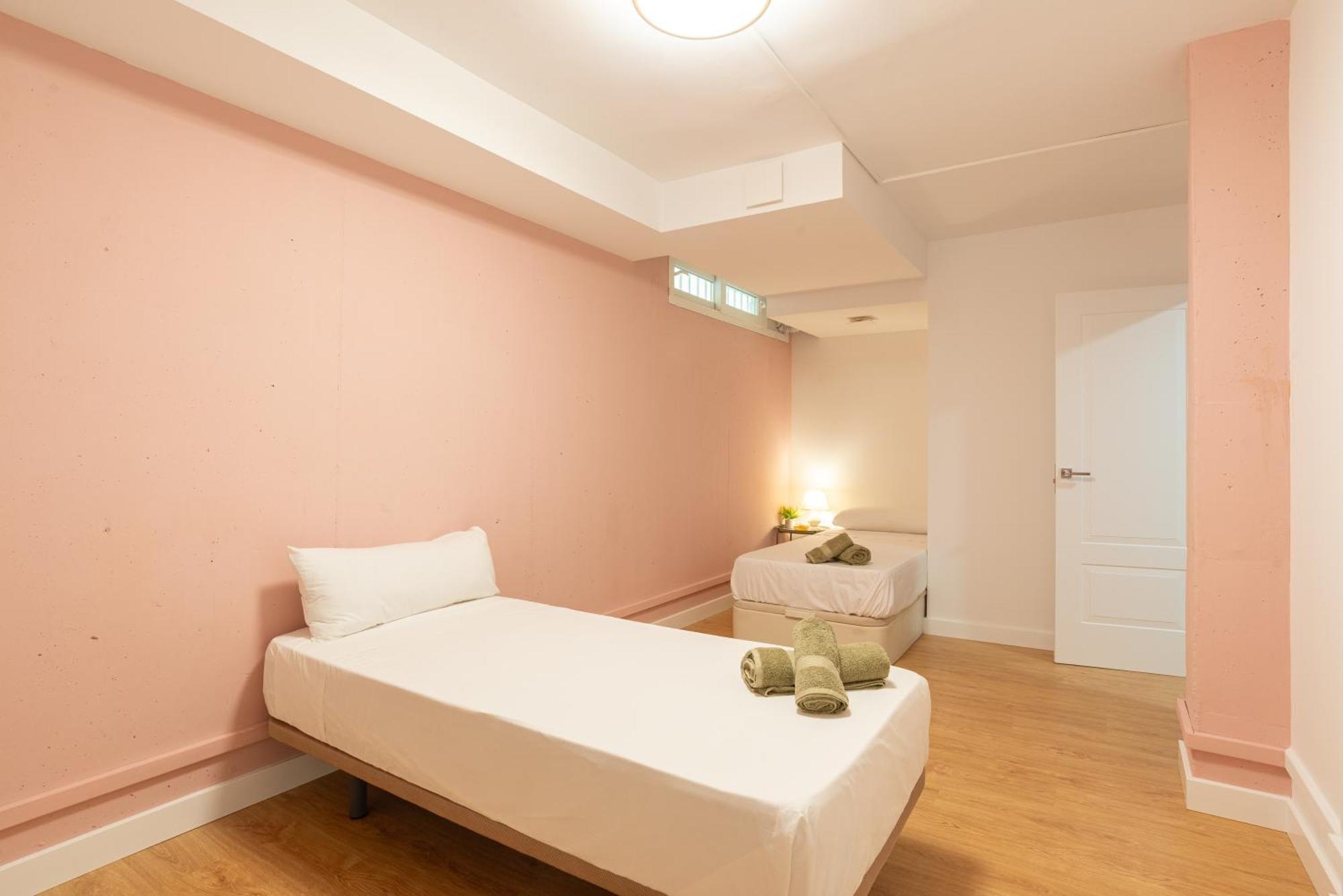 Villa Valentina - Renovated On Los Alamos Beach Torremolinos Luaran gambar